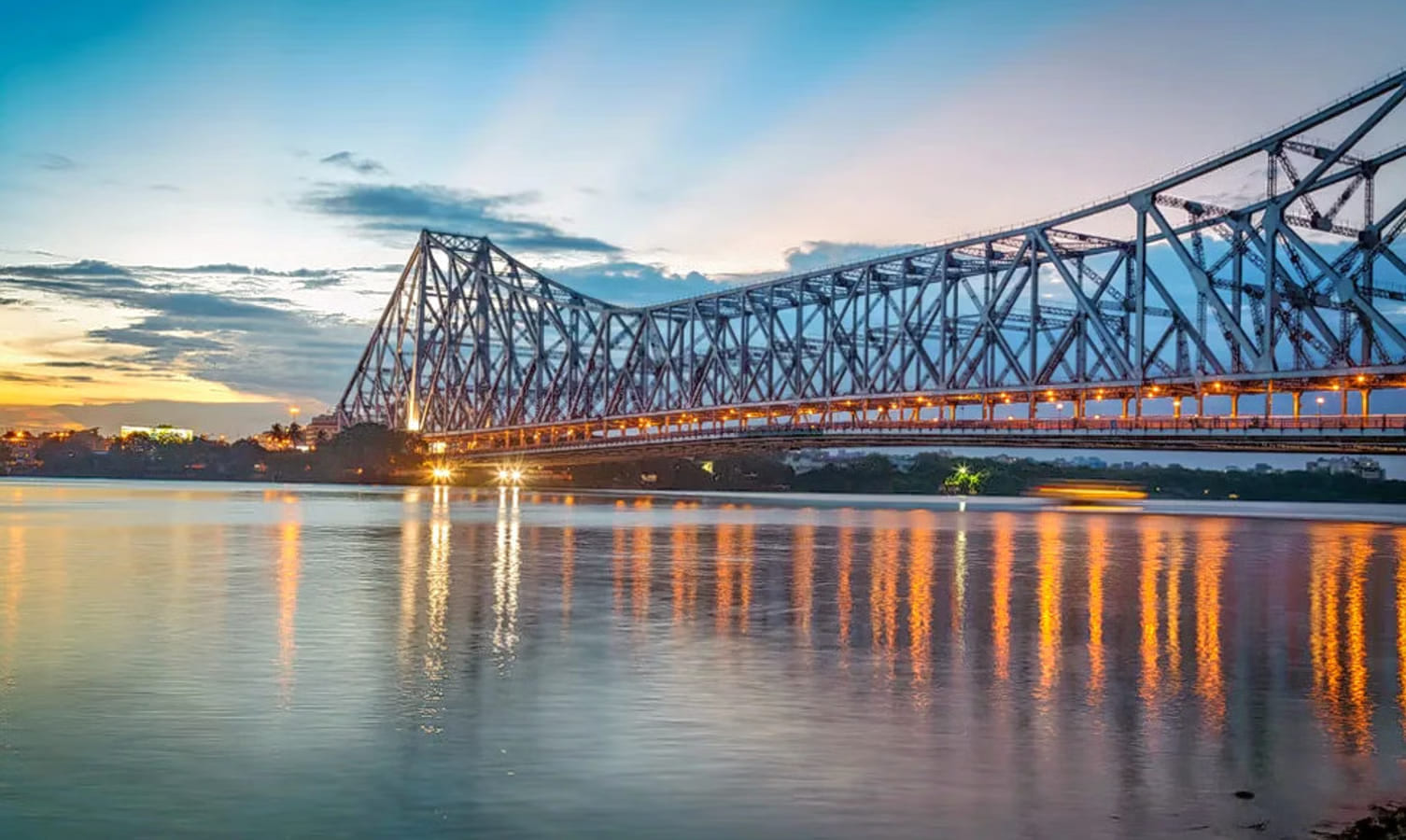family hotels in Newtown Kolkata